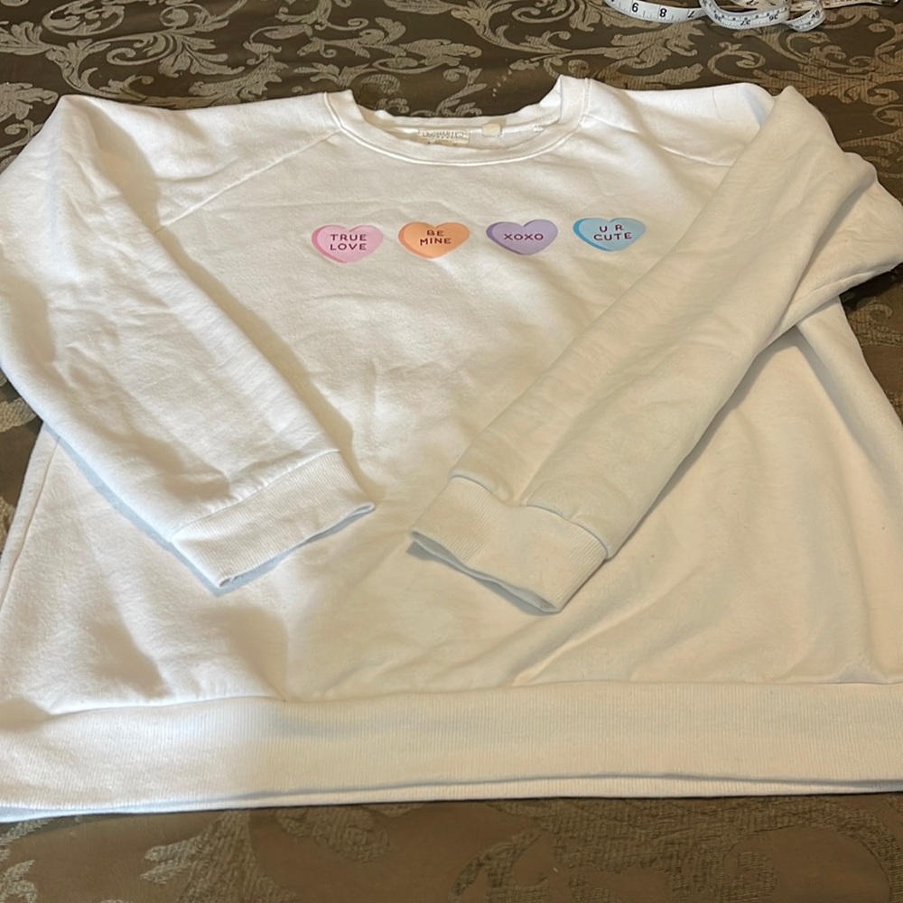 Used sweater size M by